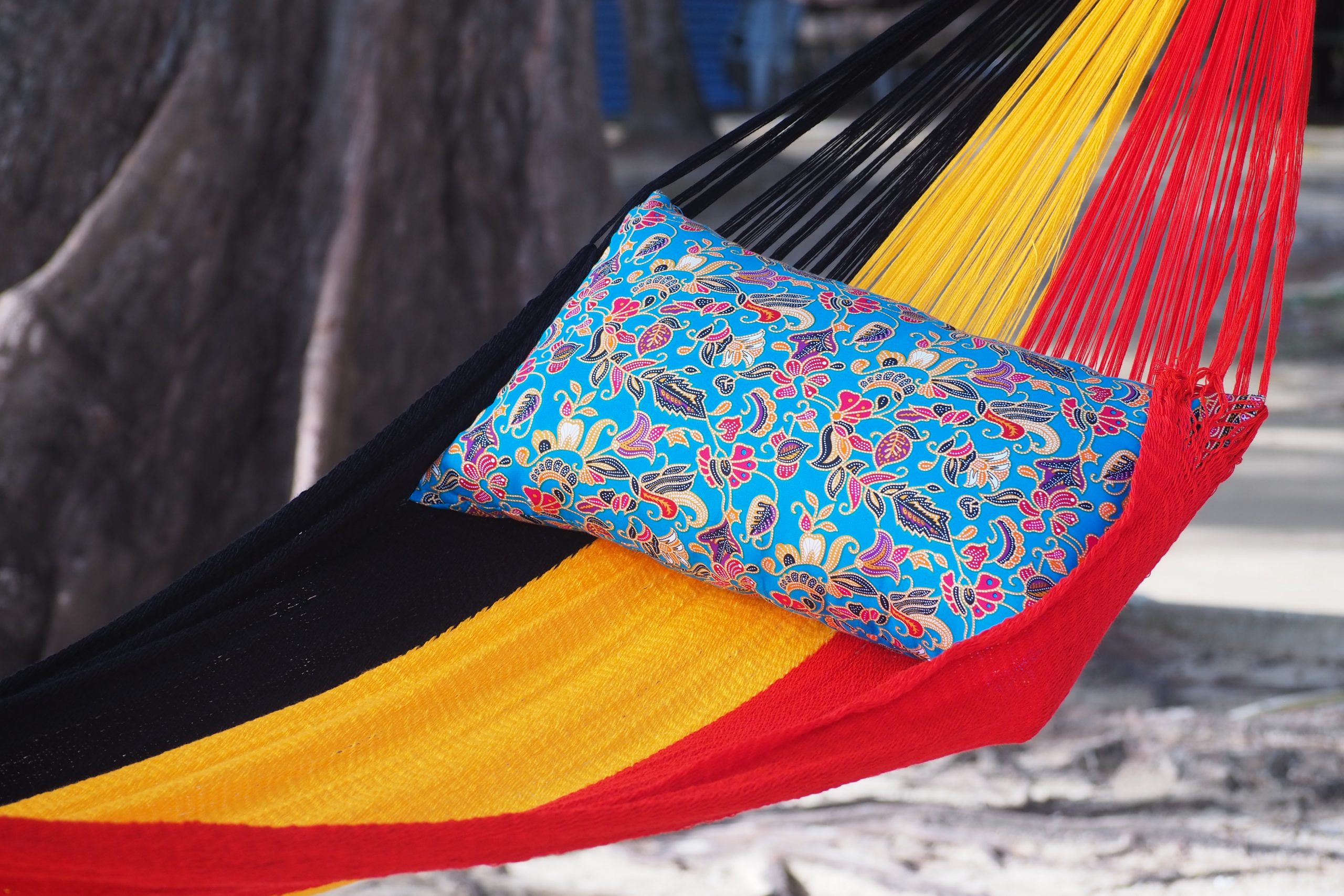 Tiya's Hammocks handmade hammocks from Thailand