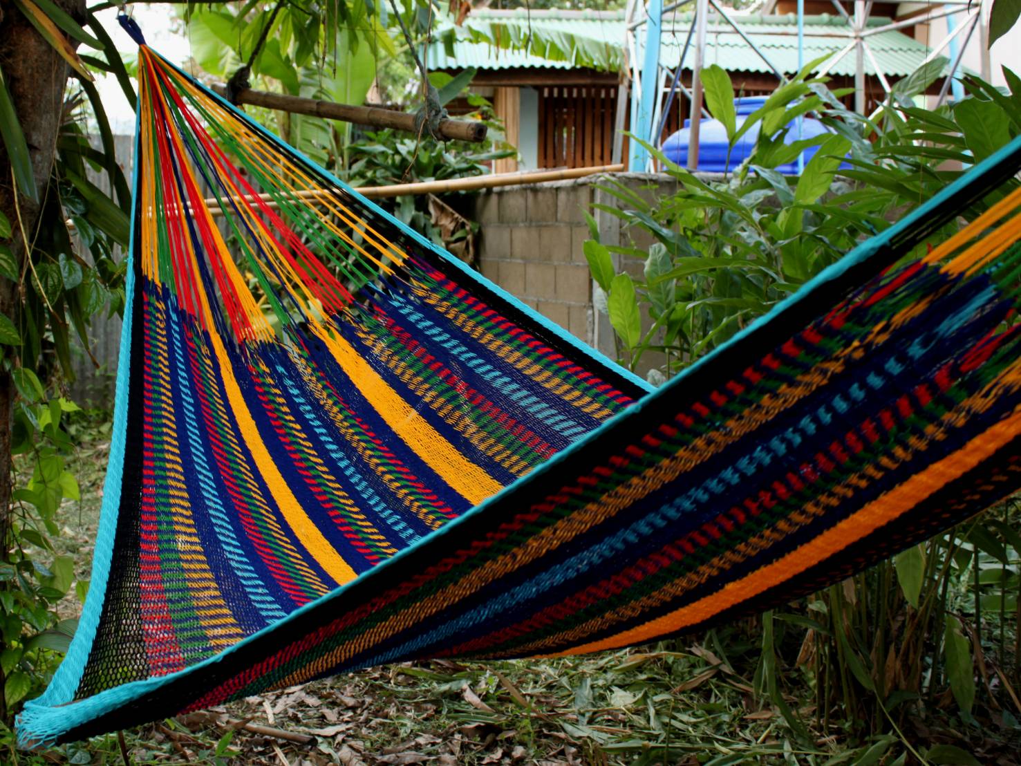 Tiya's Hammocks handmade hammocks from Thailand